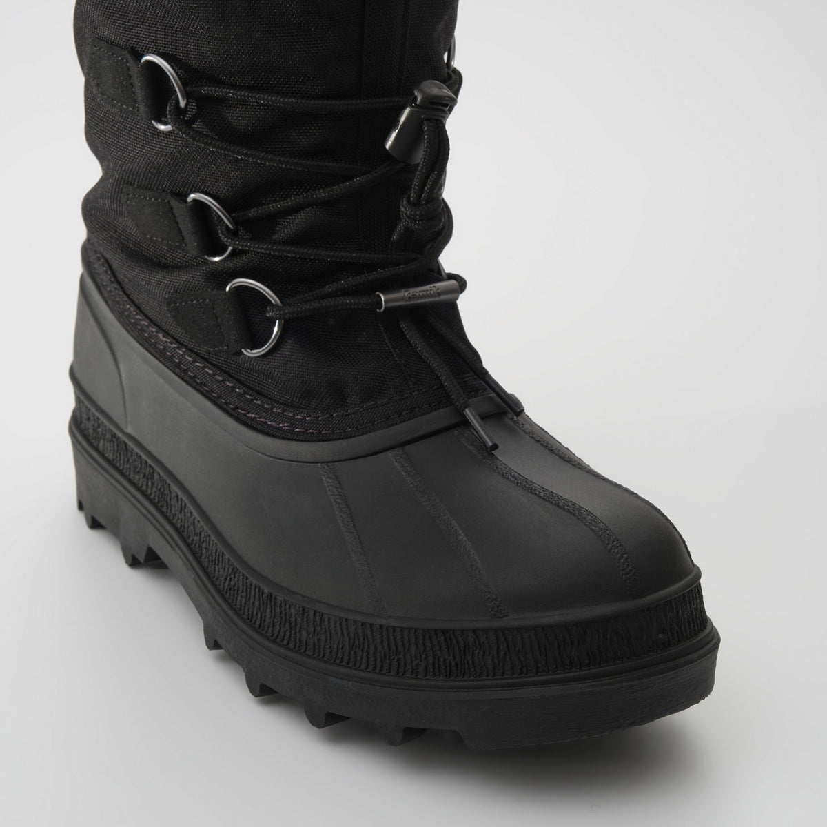 Black : Canuck Women's Winter Boots - Three-Quarter Front View