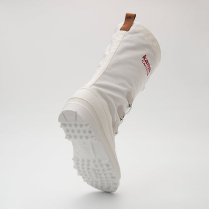 White : Canuck Women's Winter Boots - Outsole View