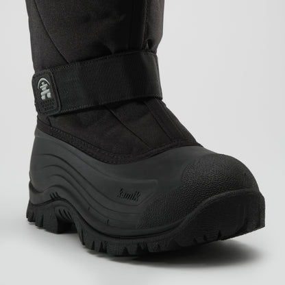 Black : Greenbay 4 Men's Winter Boots - Three-Quarter Front View