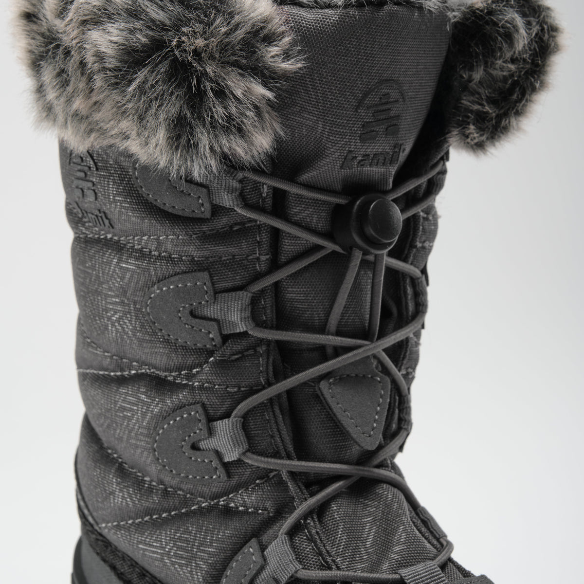 Charcoal : Momentum 3 Women's Winter Boots - Laces View