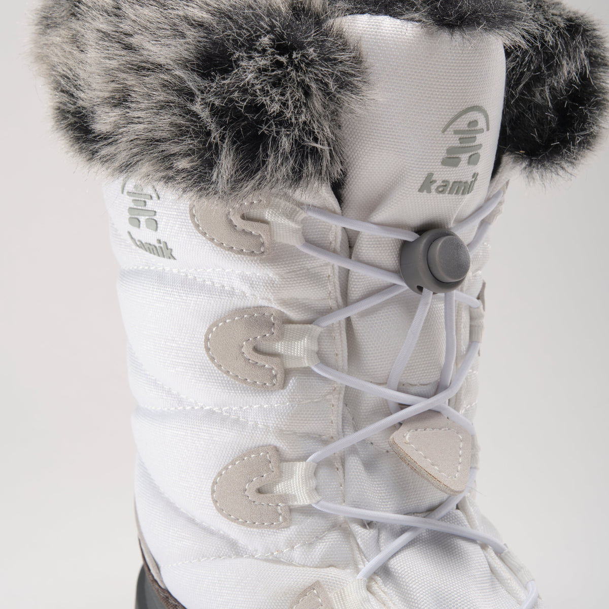 White : Momentum 3 Women's Winter Boots - Laces View