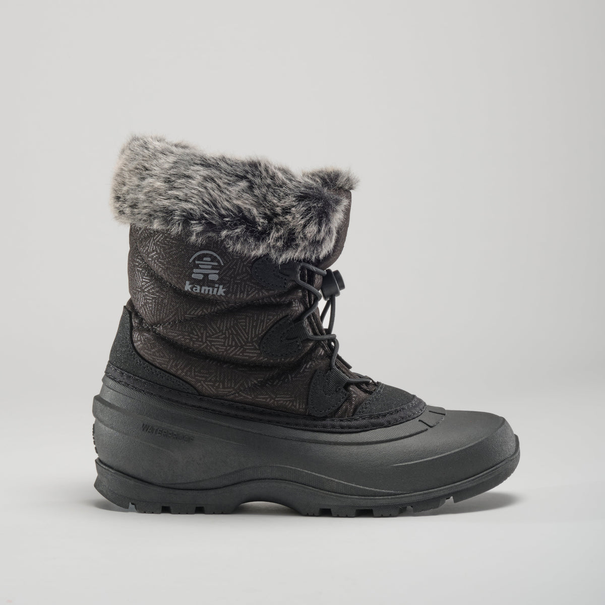 Black : Momentum Low 2 Women's Winter Boots - Side View