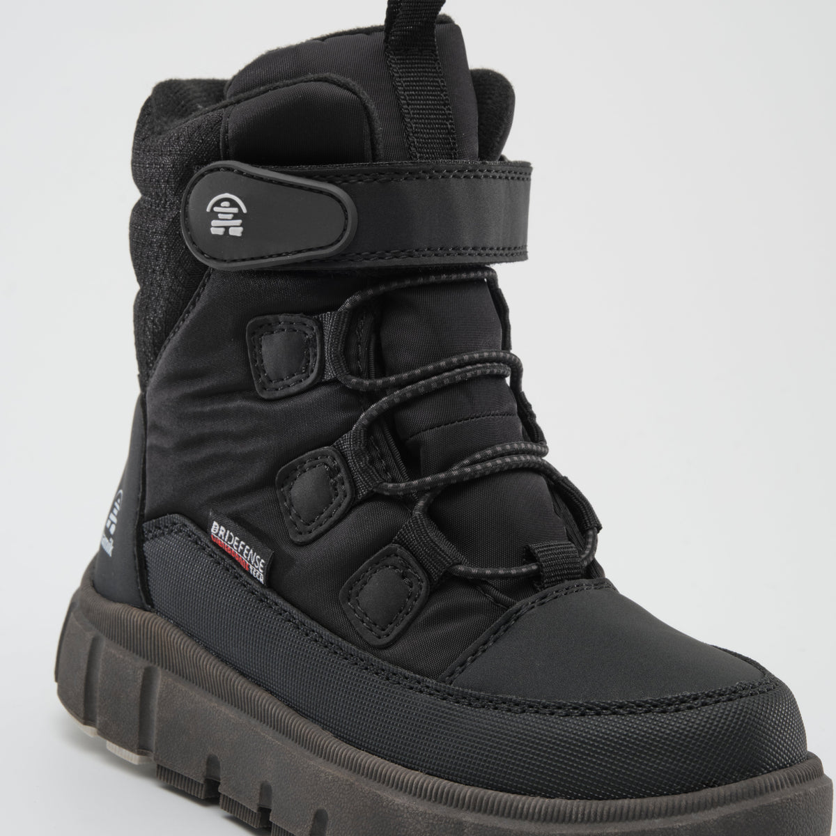 Black : Seeker Kids Winter Boots - Laces View