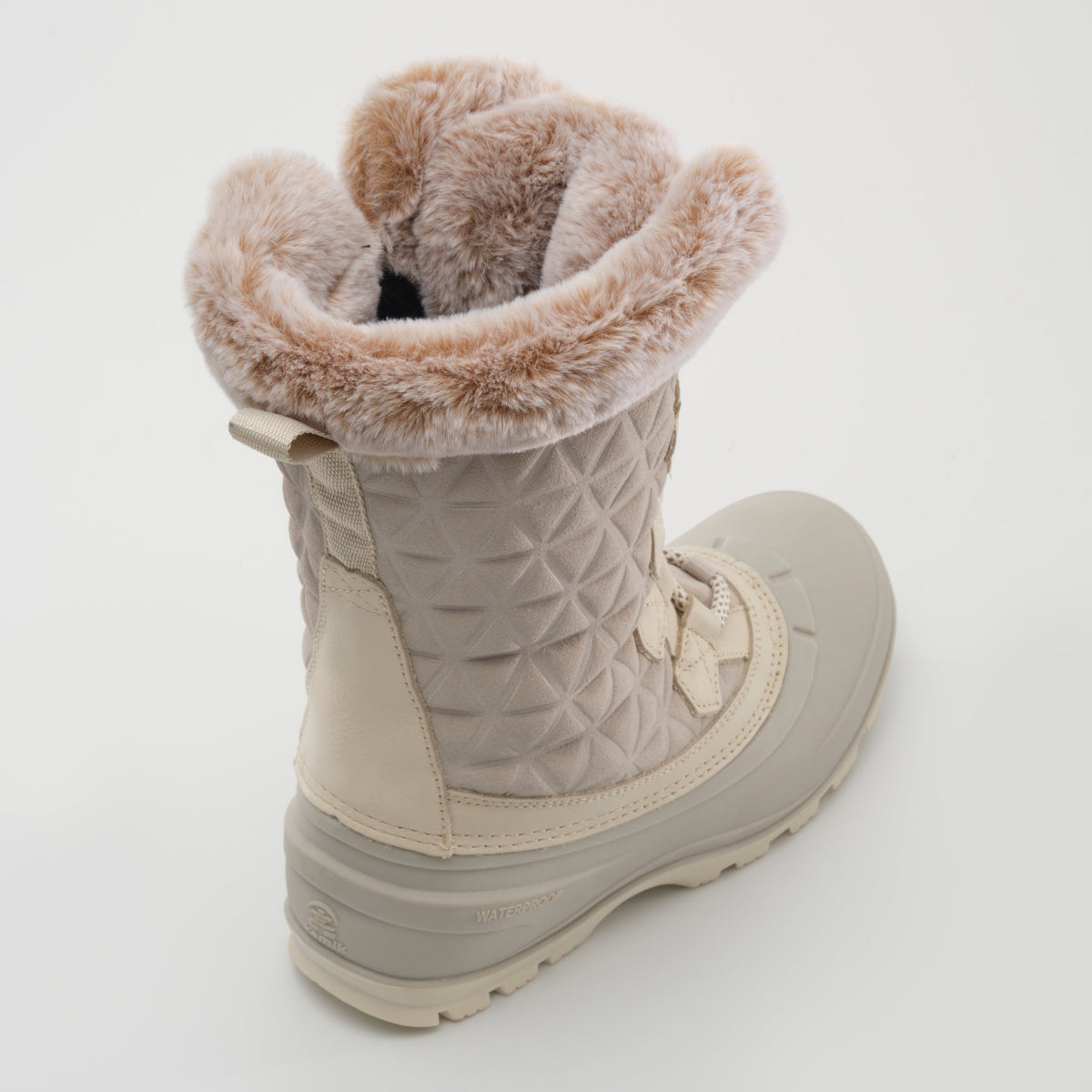 Off White : Snovalley 6 Women's Winter boots - Three-Quarter Top View