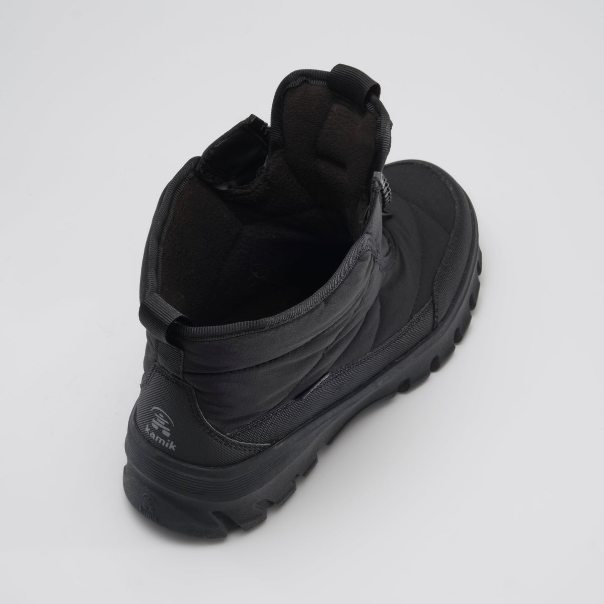 Black : Snowdon Low Wide Women's Winter Boots - Three-Quarter Top View