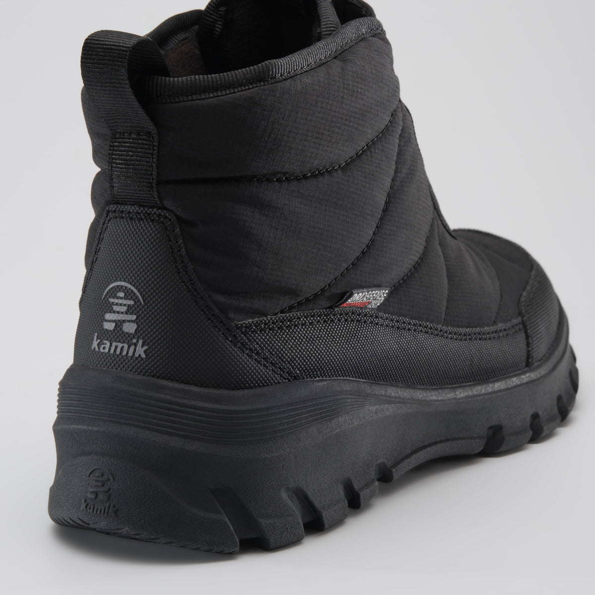 Black : Snowdon Low Women's Winter Boots - Three-Quarter Back View
