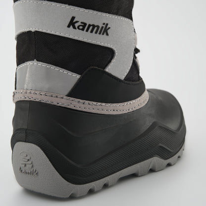 Black : Snowfall P 3 Kids Winter Boots - Close-up Back View