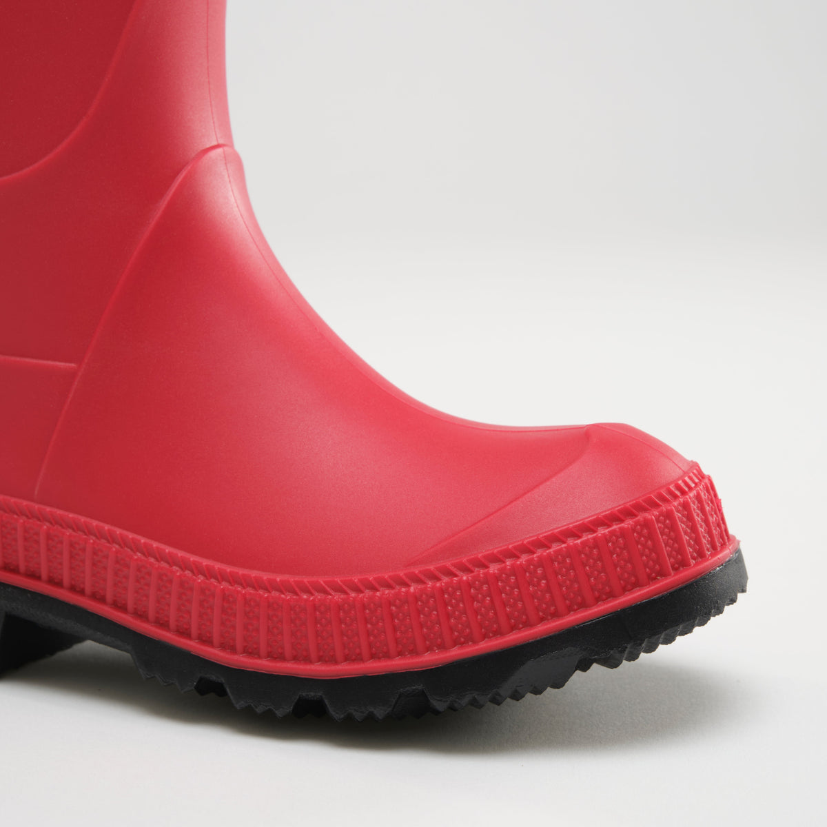 Red : Stomp Kids' Rain Boots - Side View Close-up