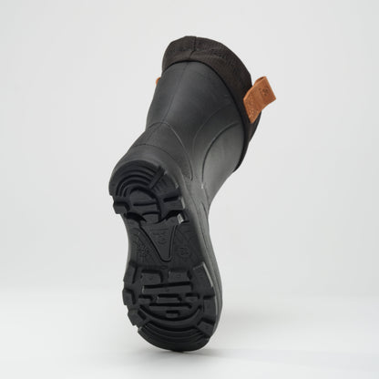 Black : Tundra Jr Kids Winter Boots - Outsole View