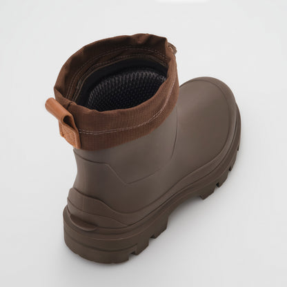 Brown : Tundra Mid Women's Winter Boots - Three-Quarter Back View