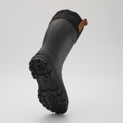 Black : Tundra Men's Winter Boots - Outsole View