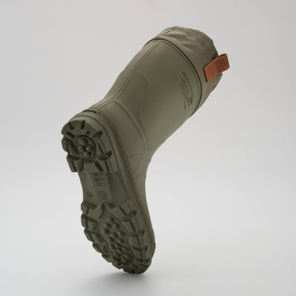 Moss Green : Tundra Men's Winter Boots - Outsole View