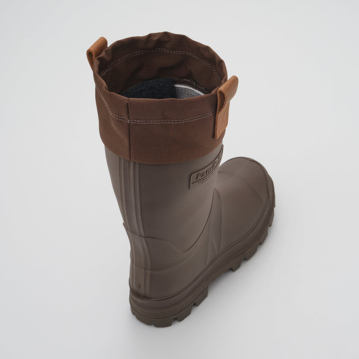 Brown : Tundra Women's Winter Boots - Three-Quarter Back View