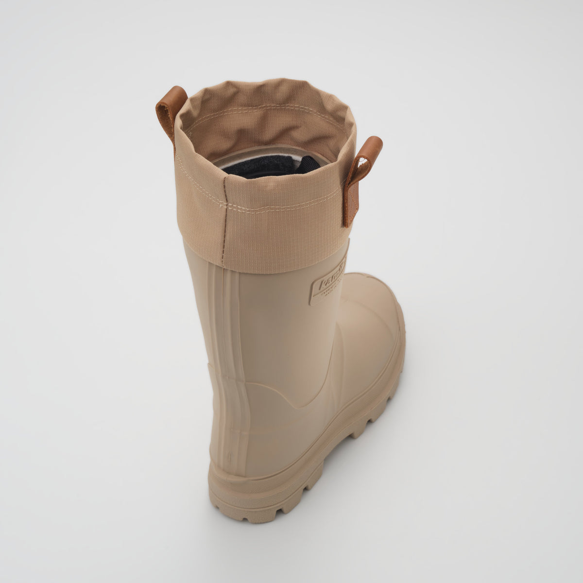 Fossil : Tundra Women's Winter Boots - Three-Quarter Back View