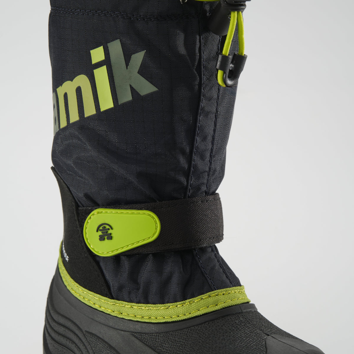 Black-Green : Waterbug 5 Kids Winter Boots - Velcro View