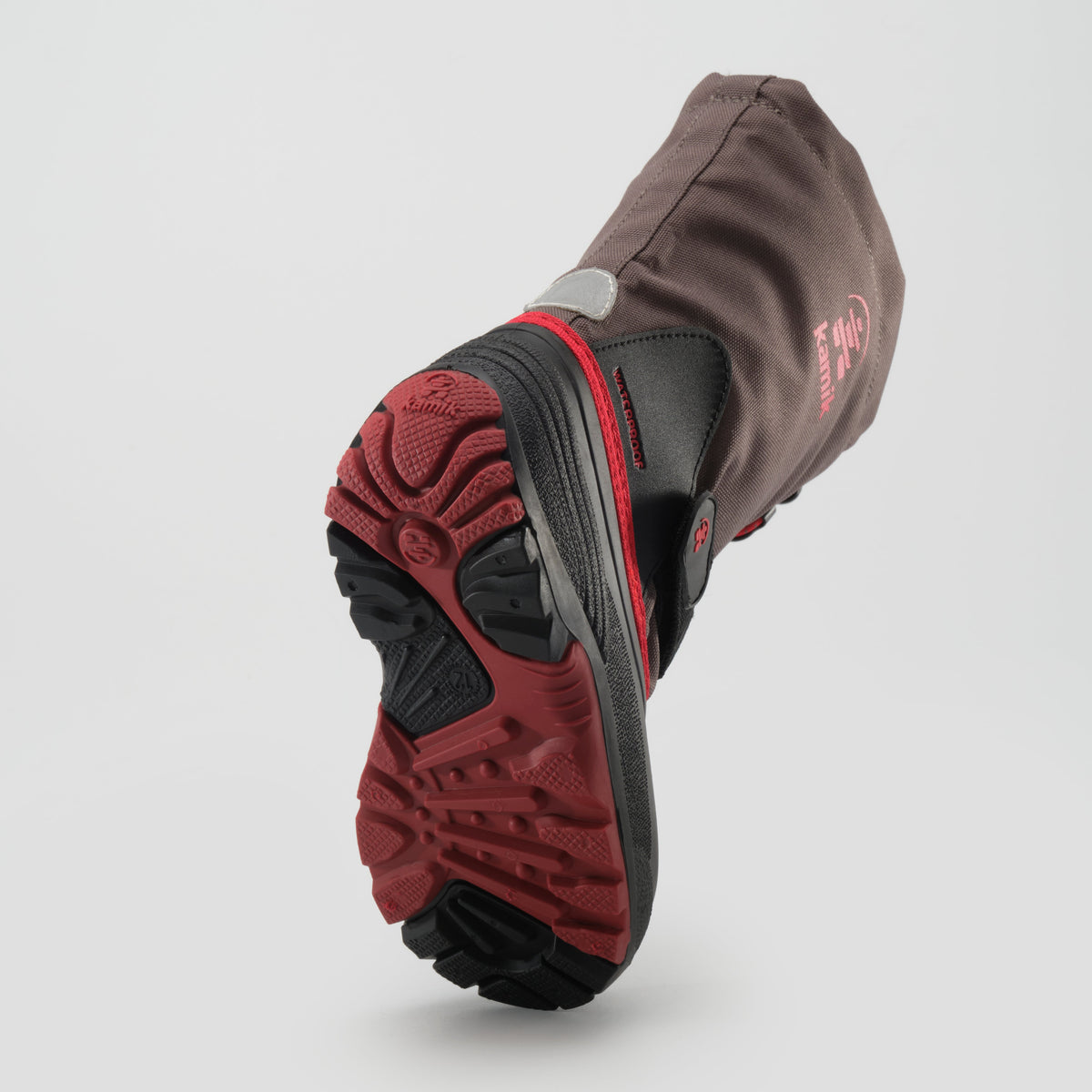 Charcoal : Waterbug 5 Kids Winter Boots - Outsole View